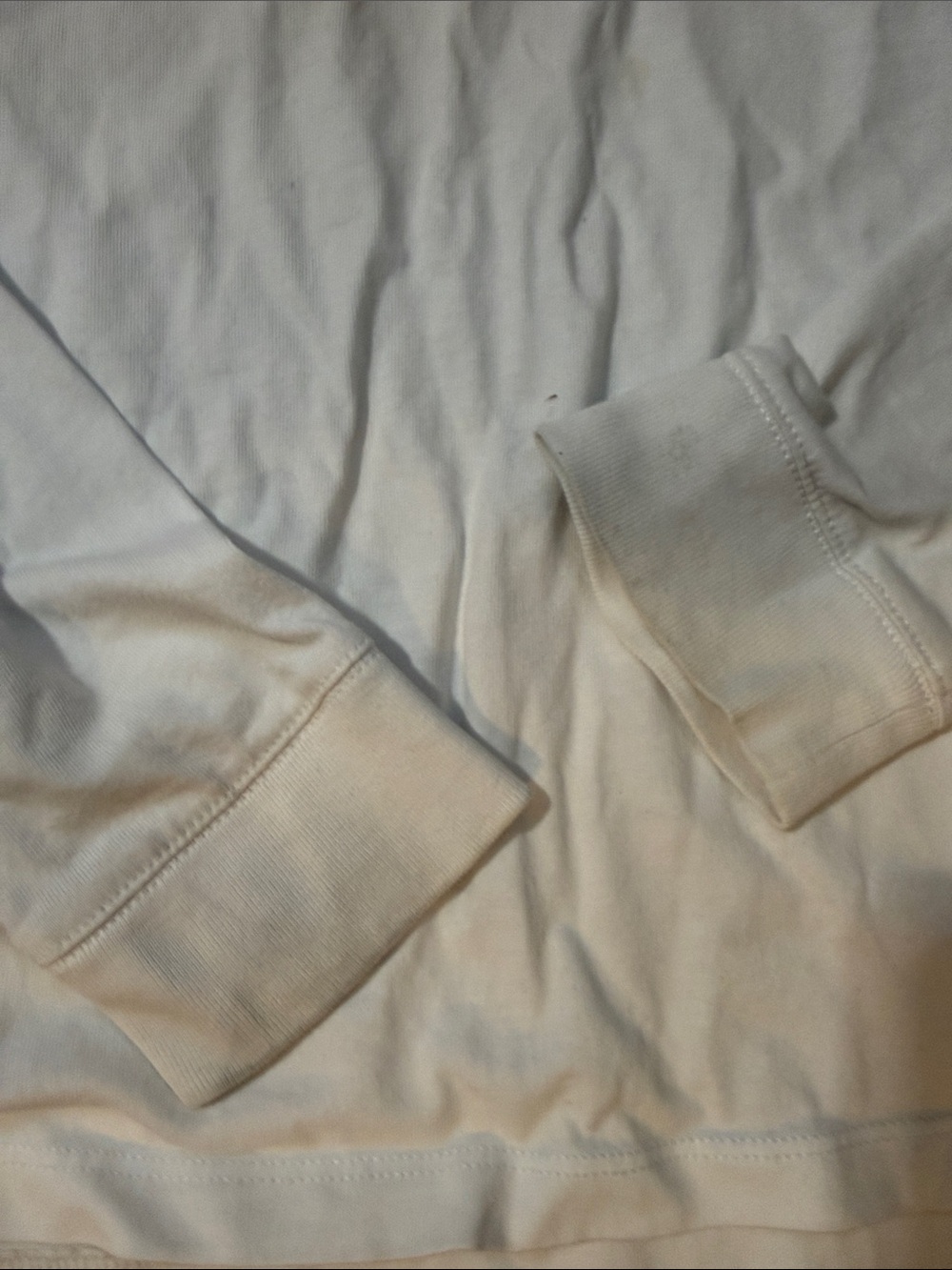 Vineyard Vines White Long Sleeve Pocket  Tee and Navy Long Sleeve Pocket Tee - Picture 8 of 8